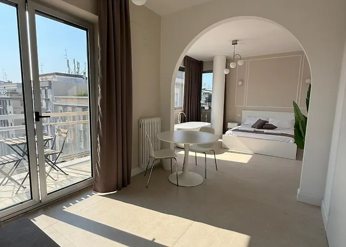 Rosa Bianca - Center Гостевой дом